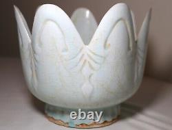 Rare antique Chinese late Ming Dynasty green celadon porcelain pottery vase bowl