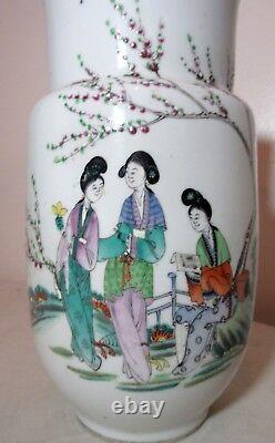 Rare antique Republic of China Chinese porcelain pottery famille rose vase jar