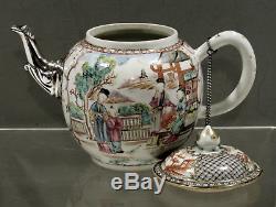 Silver Spout Antique Chinese Porcelain Teapot (18-19th Century)