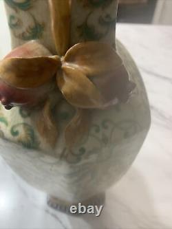 Vintage chinese porcelain vase hand painted
